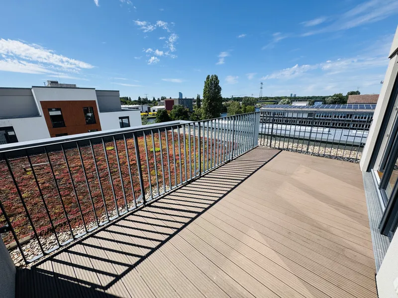 Große Dachterrasse um dem Alltag zu entfliehen - Helle 2 Zimmer  an der Spree mit Panoramablick — photo 1